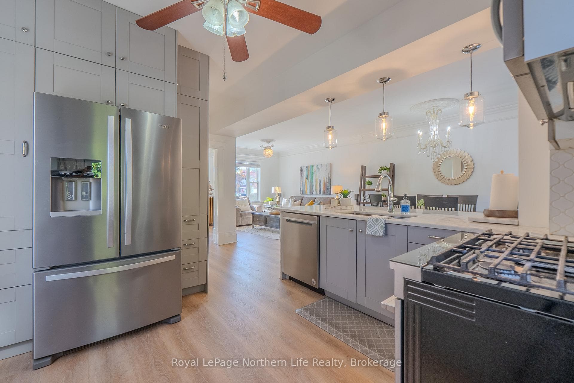 712 Jane Street photo 12