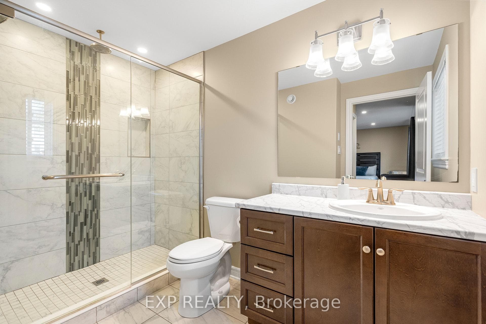 primary bedroom ~ 3 piece ensuite