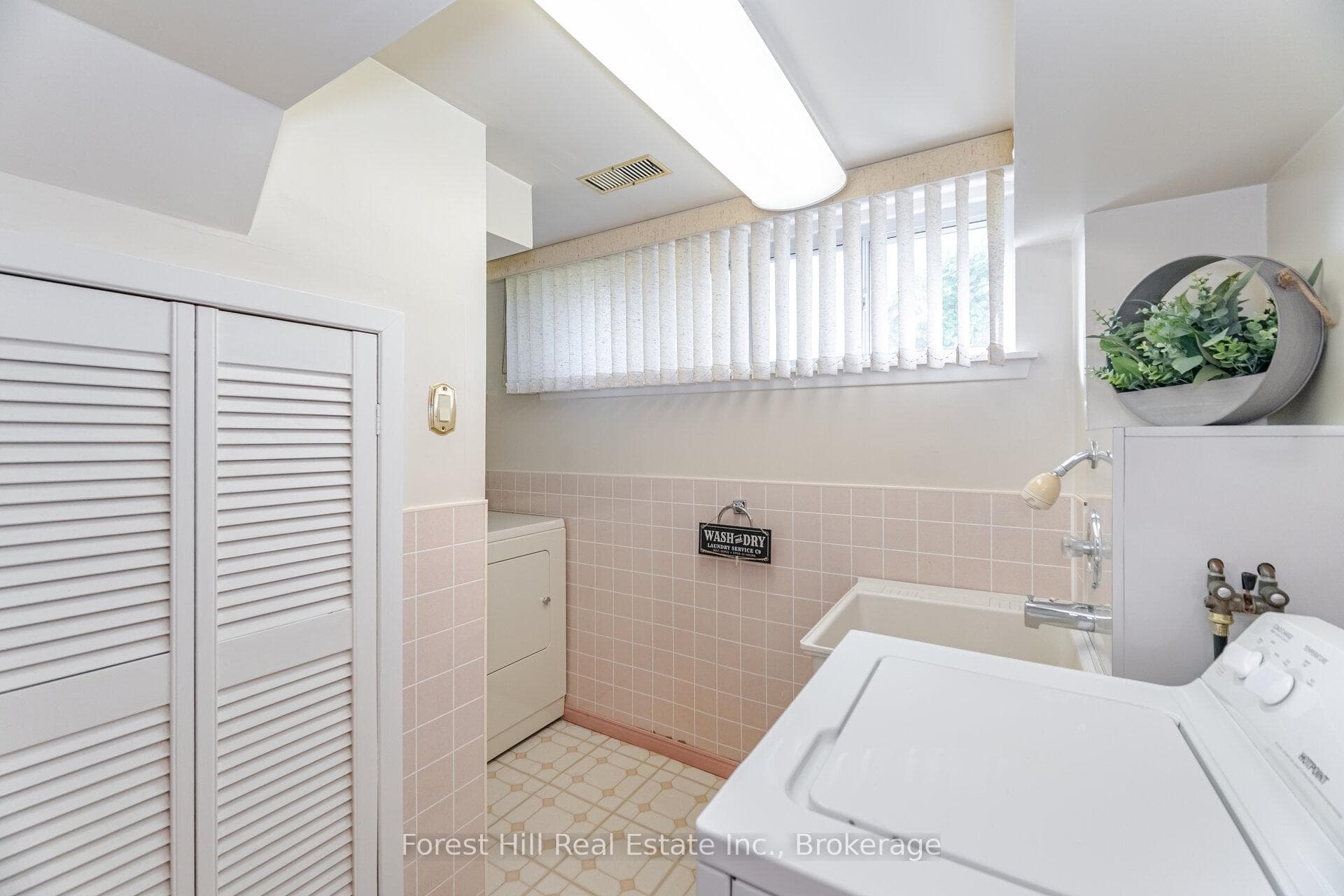 16 Bethwin Place photo 28