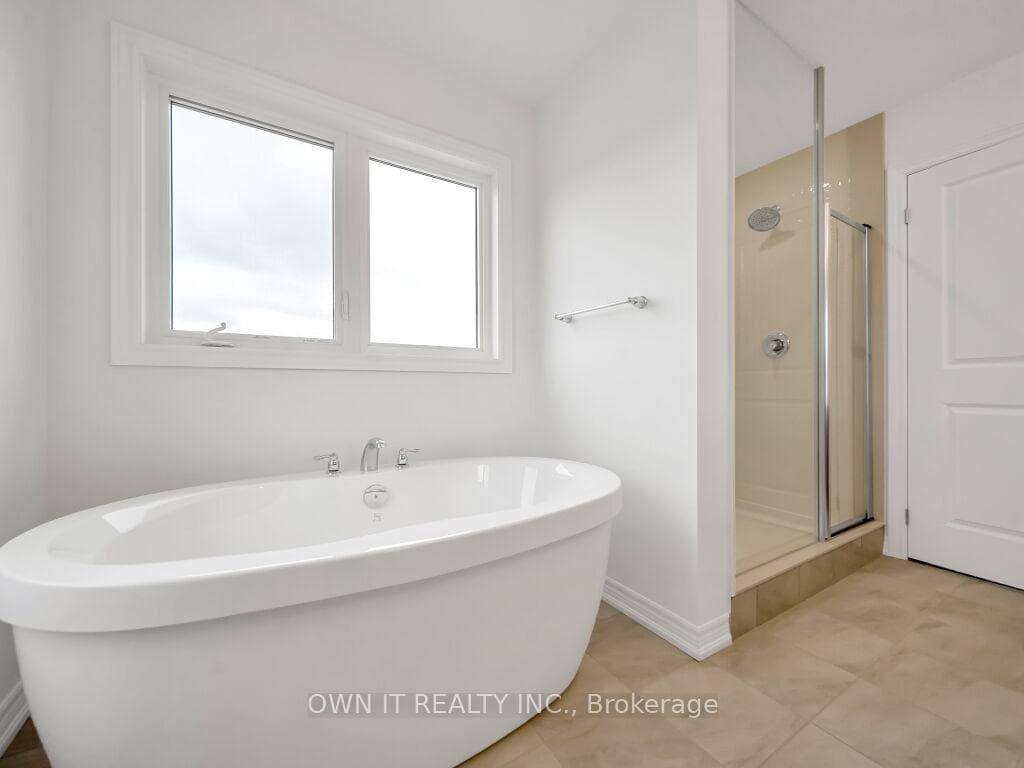 97 Thicketwood Avenue photo 28