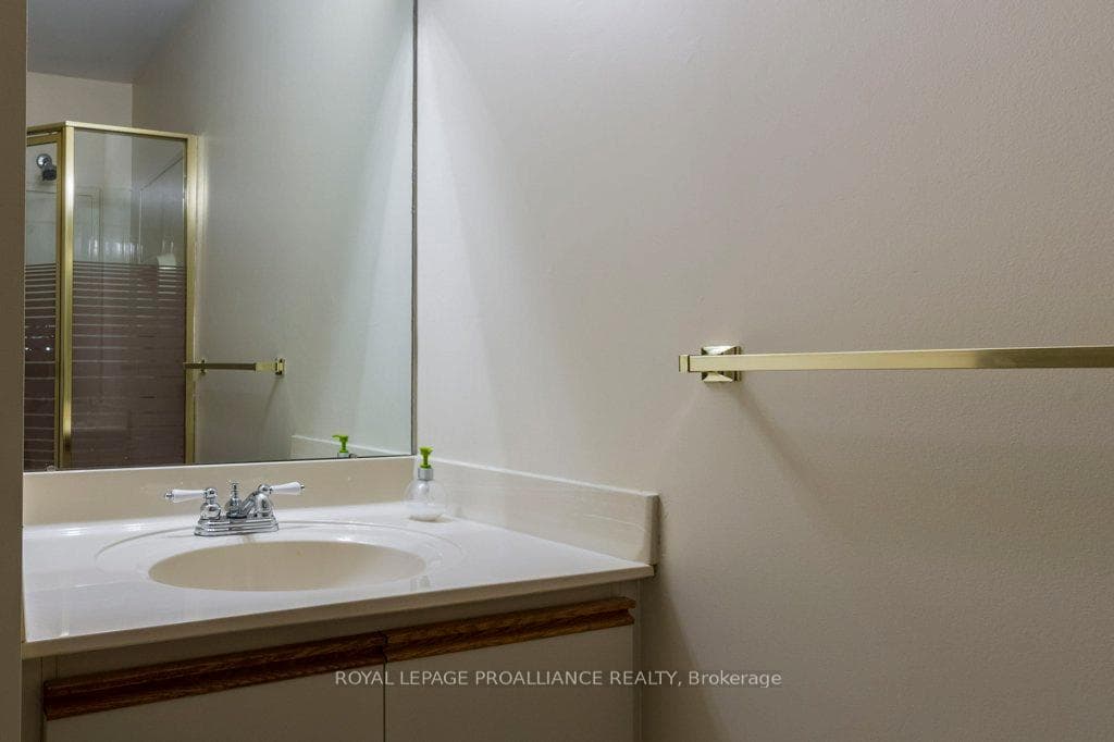 54 Tripp Boulevard Unit 211 photo 23