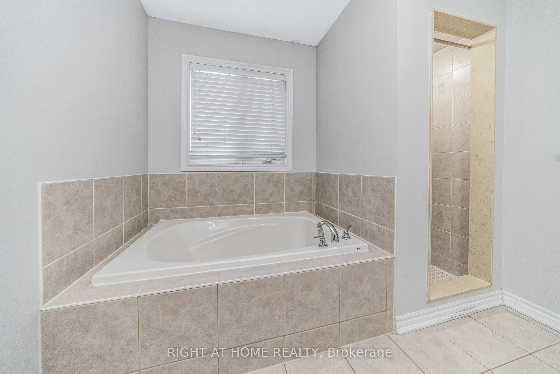 25 Mulgrave Street photo 29