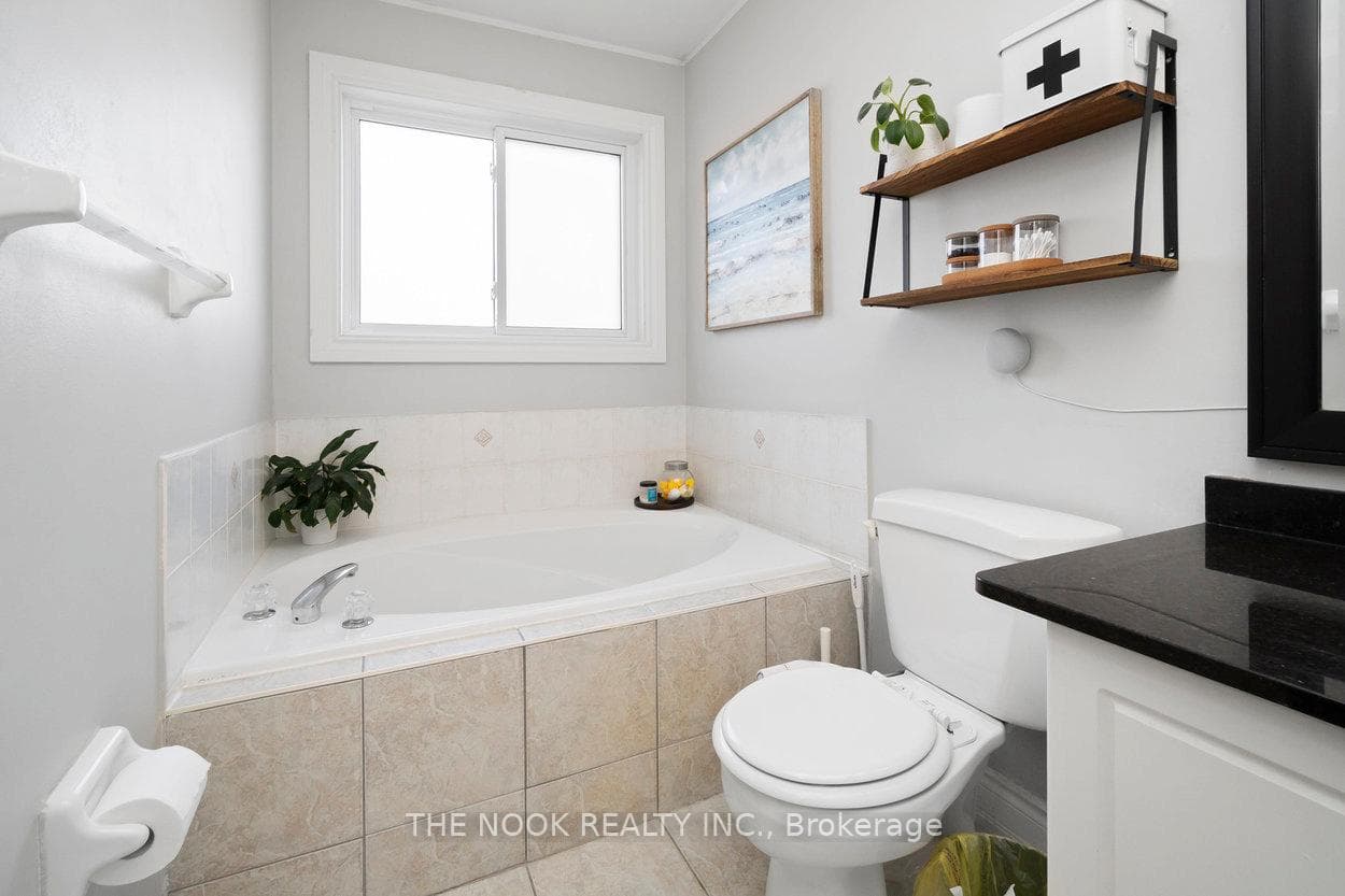 50 Torr Lane photo 19