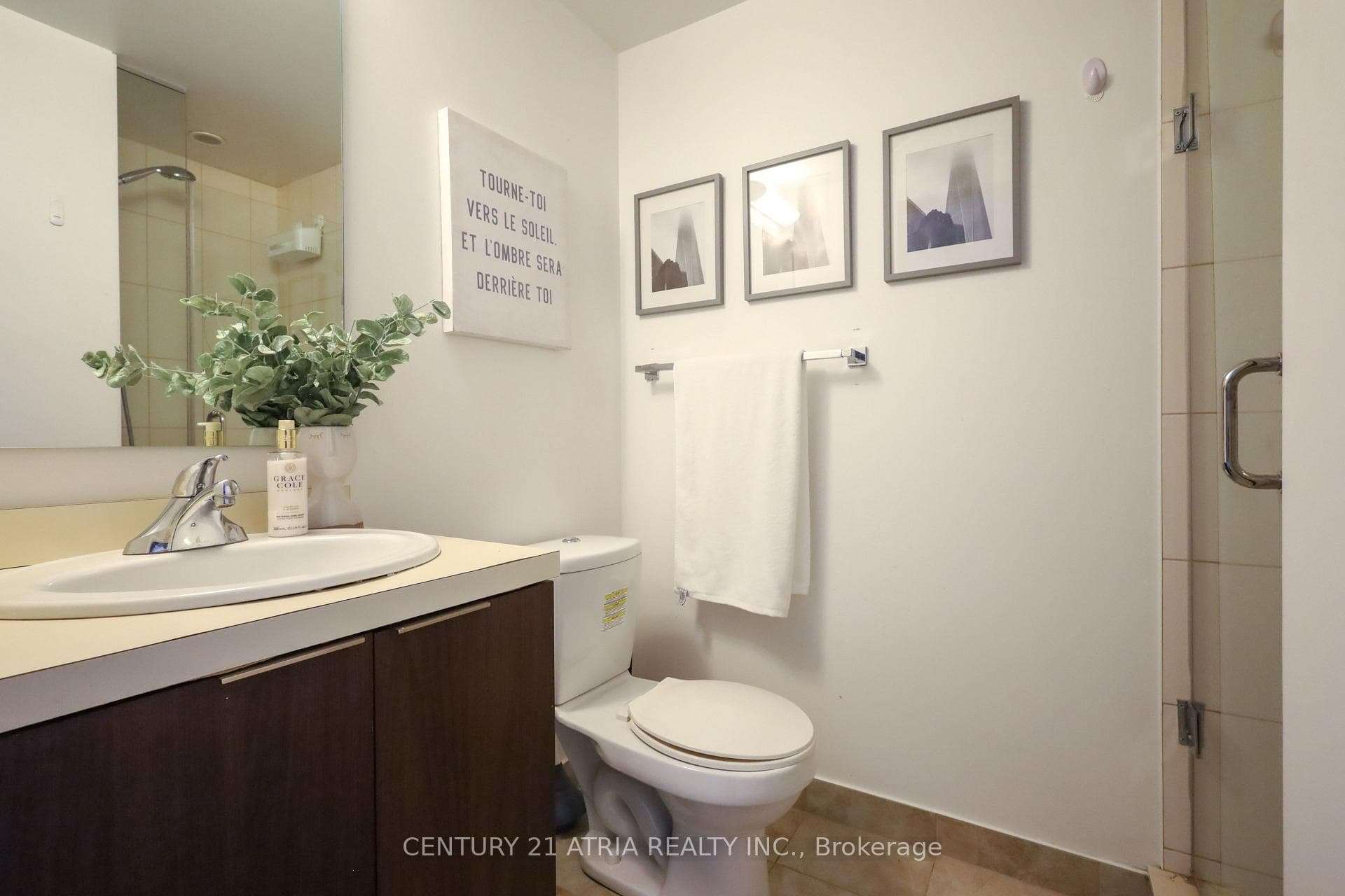 14 York Street Unit 1002 photo 19
