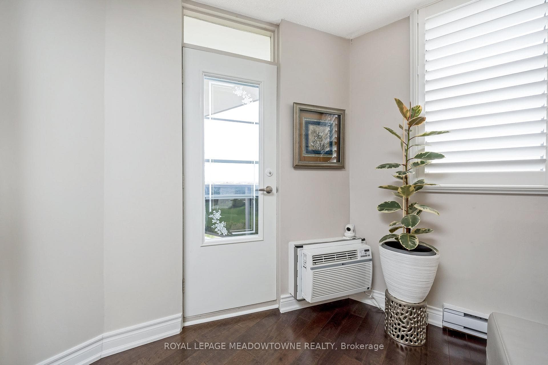 81 Millside Drive Unit 1202 photo 17