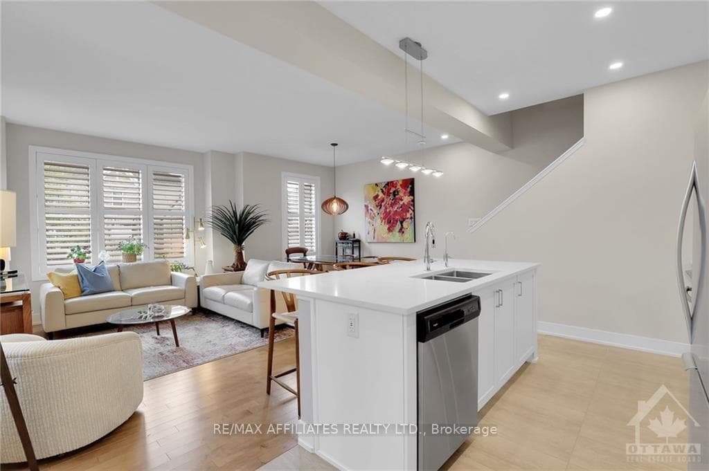 826 HORSESHOE FALLS Way photo 6