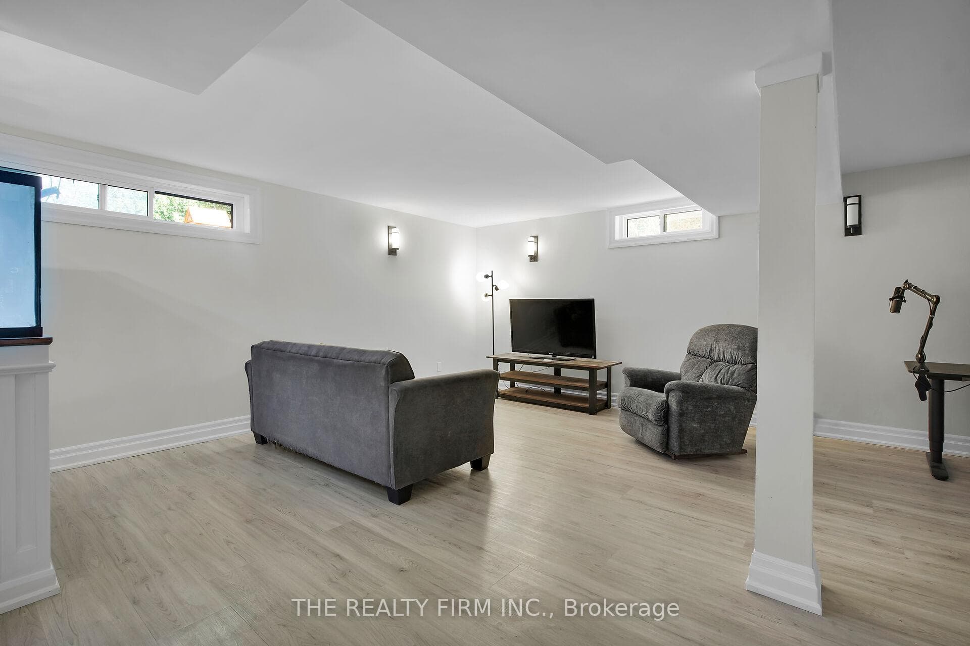 1630 Attawandaron Road photo 19