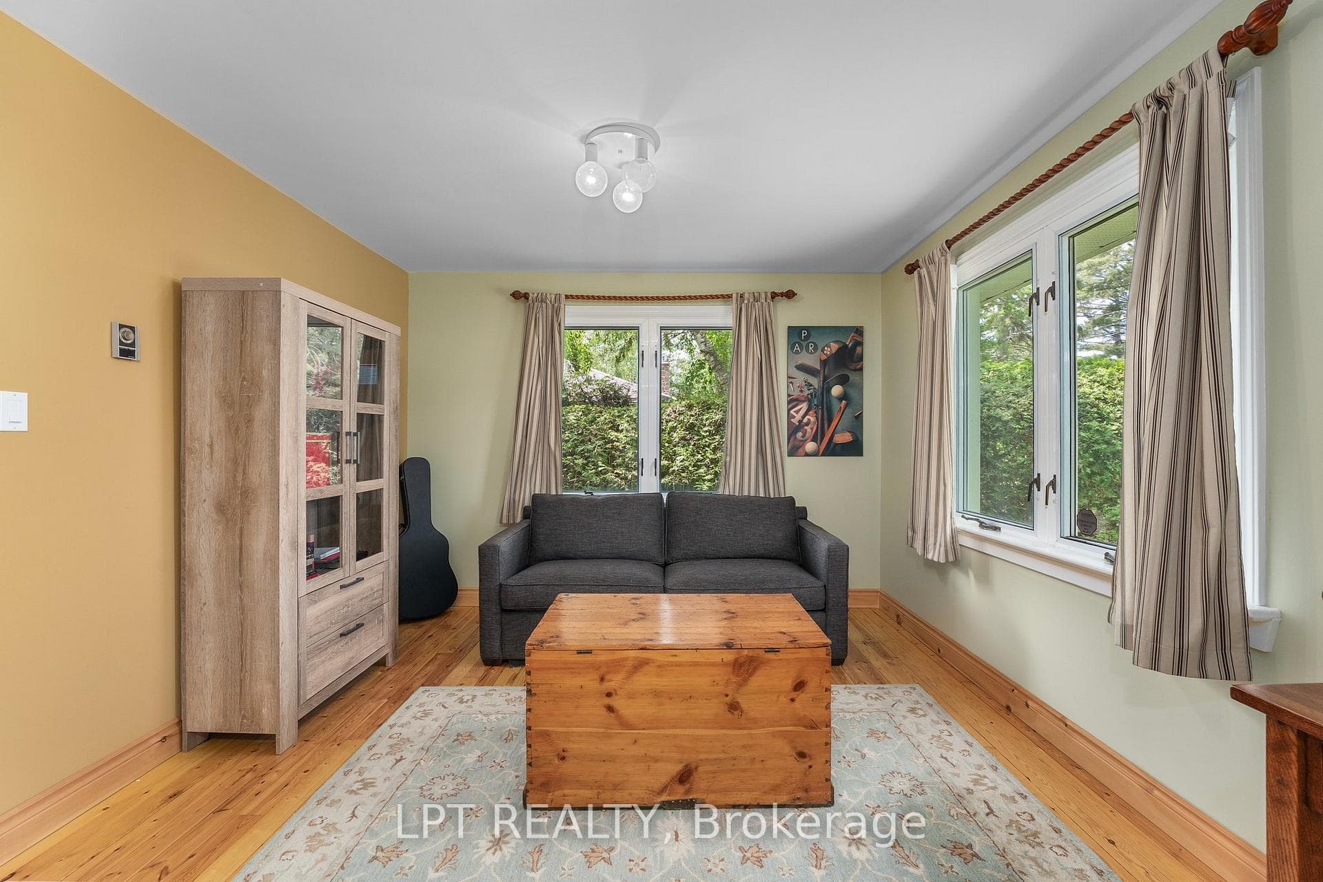 101 Hedge Road photo 30