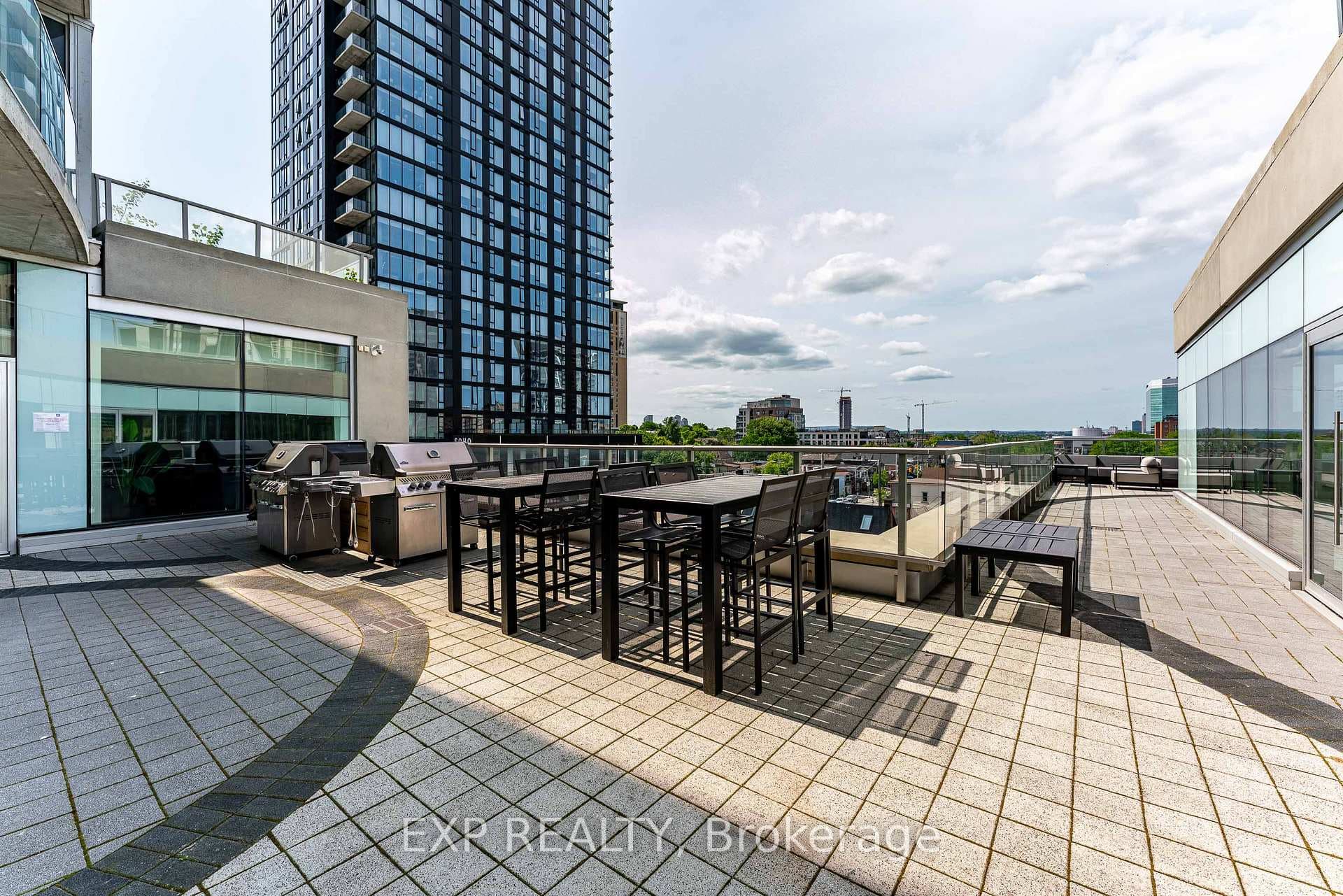 805 Carling Avenue Unit 1501 photo 21