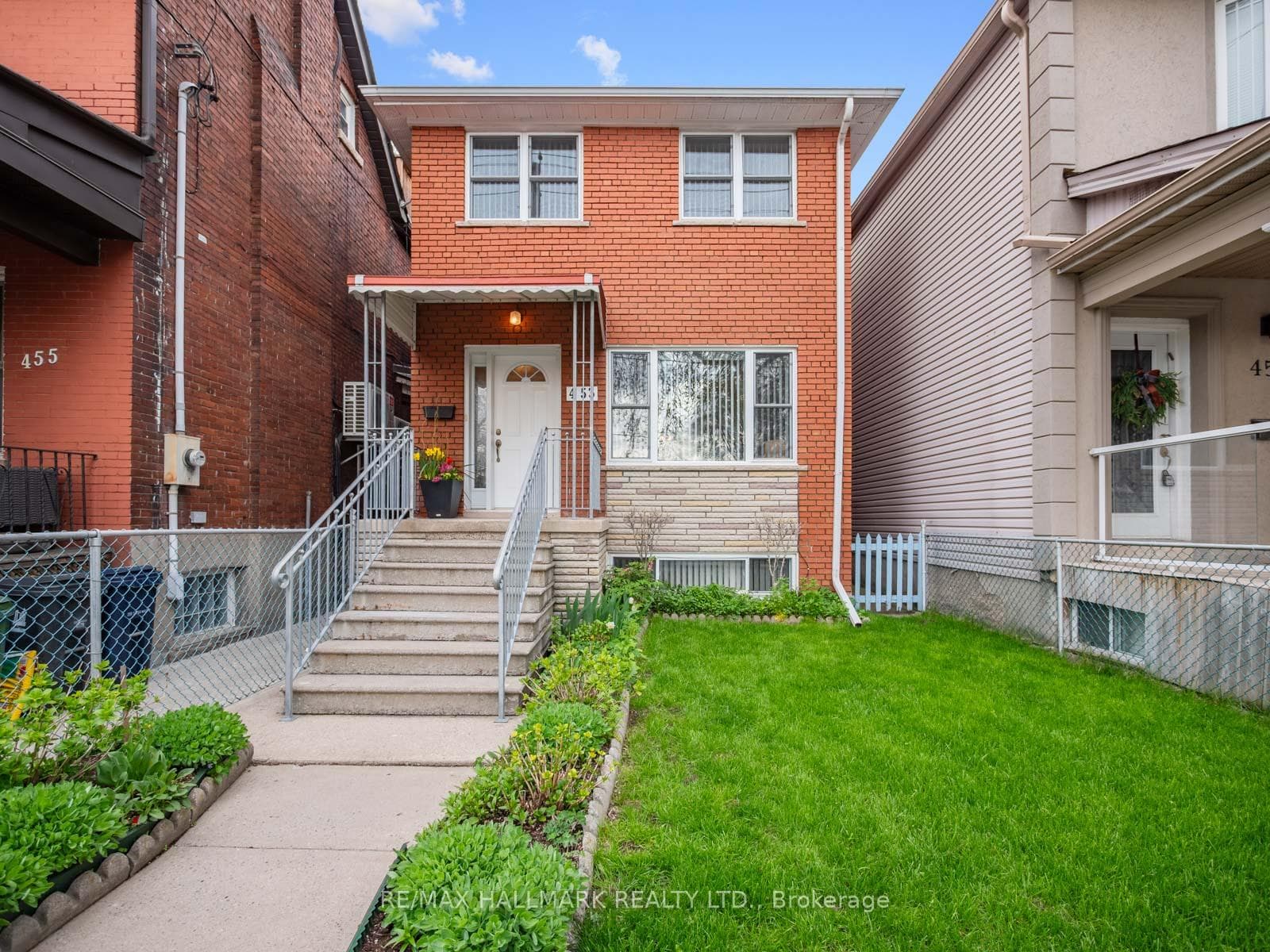 453 Jones Avenue photo 2