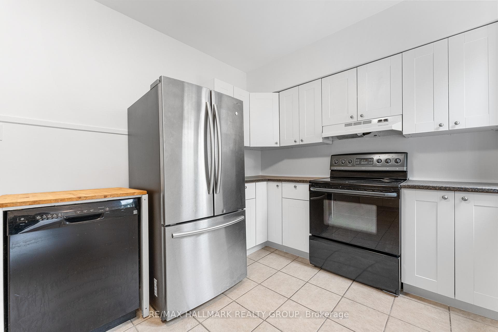 494 Parkdale Avenue photo 15