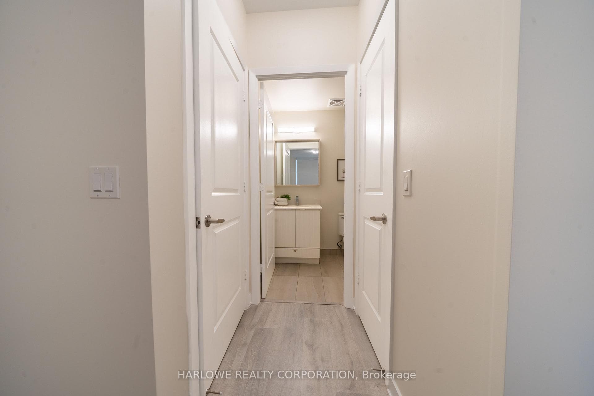 4655 Metcalfe Avenue Unit 109 photo 31