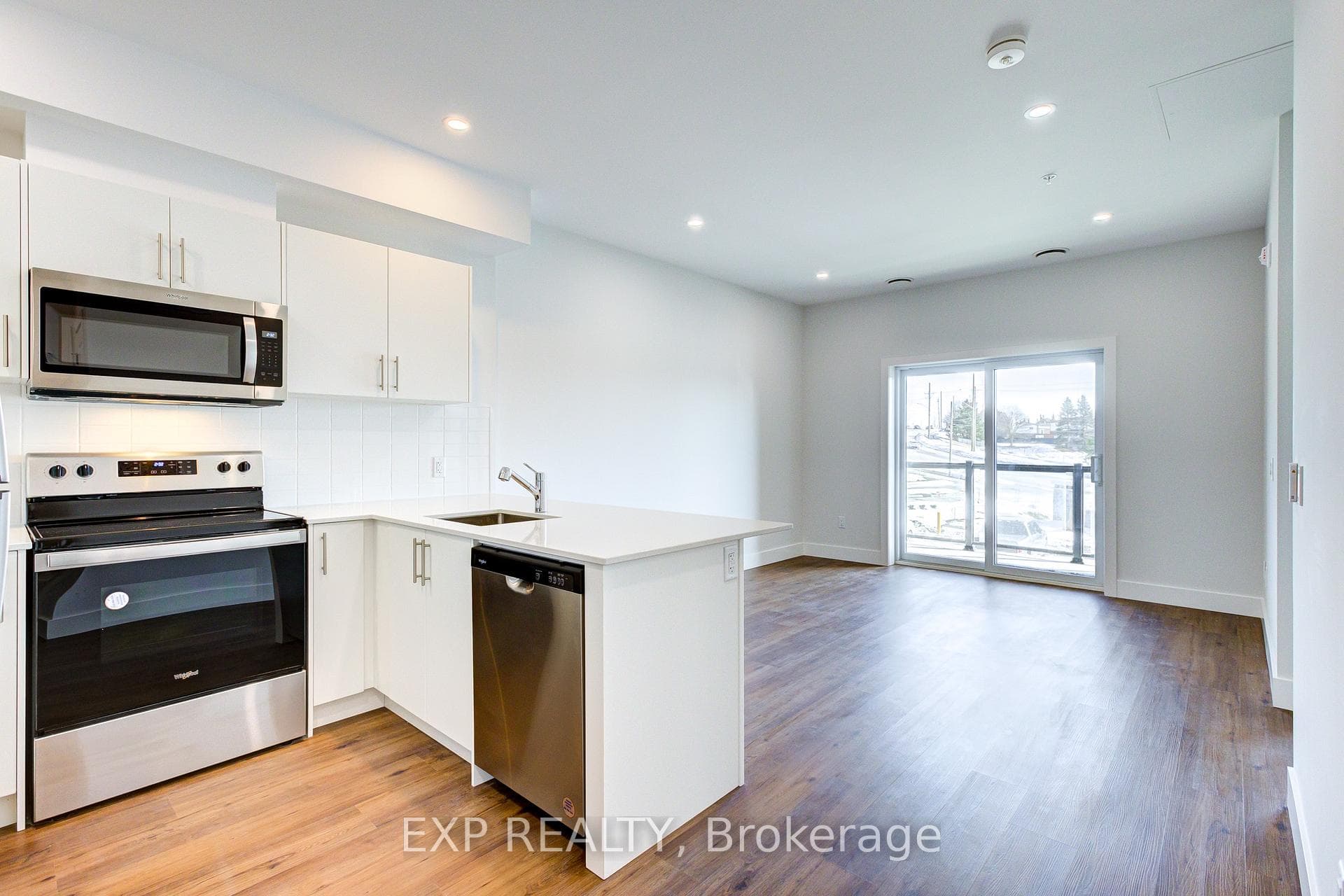 1000 Lackner Place Unit 202 photo 34