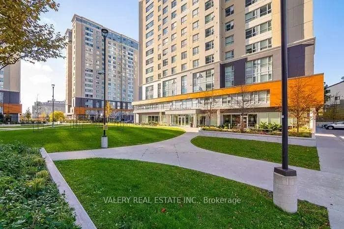254 Phillip Street Unit 504 photo 16