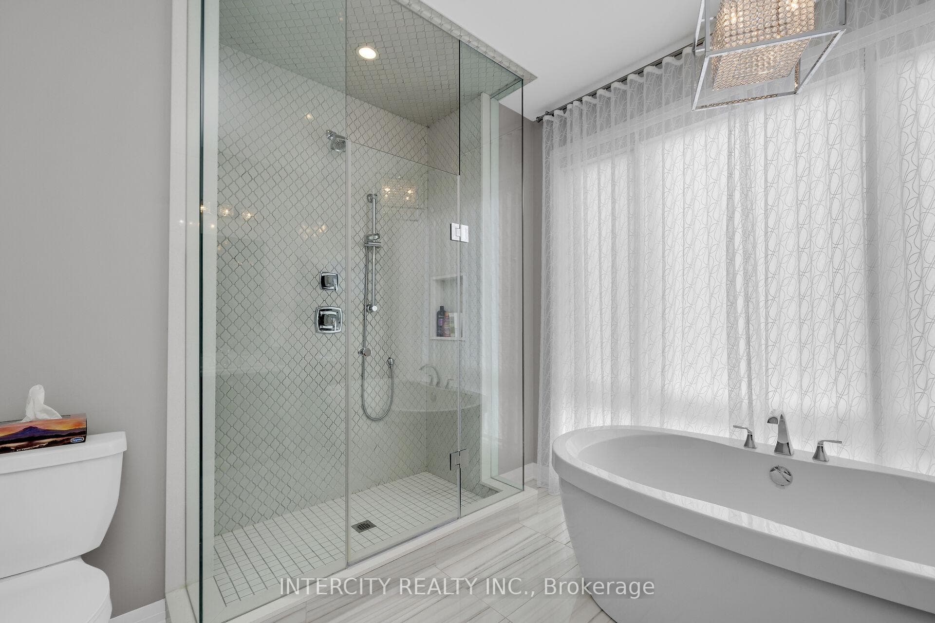 37 Hammersmith Lane photo 28