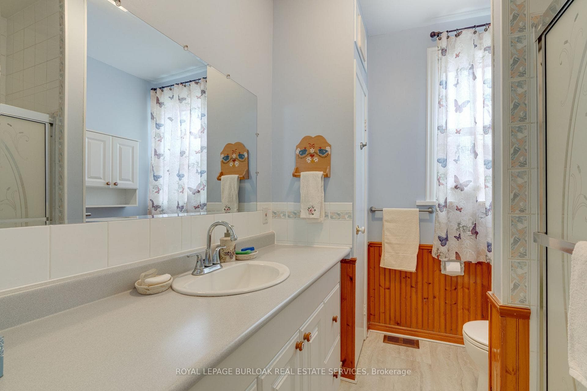 215 Whites Road photo 10