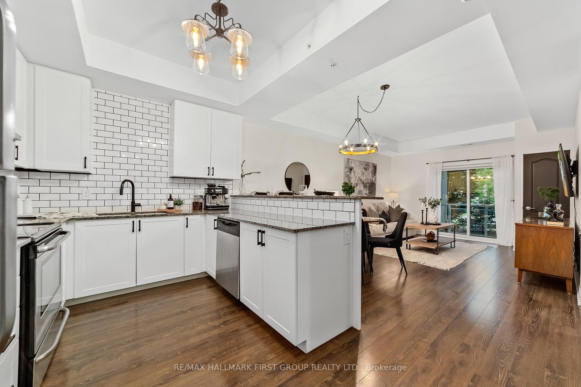 660 Gordon Street Unit 102 photo 10