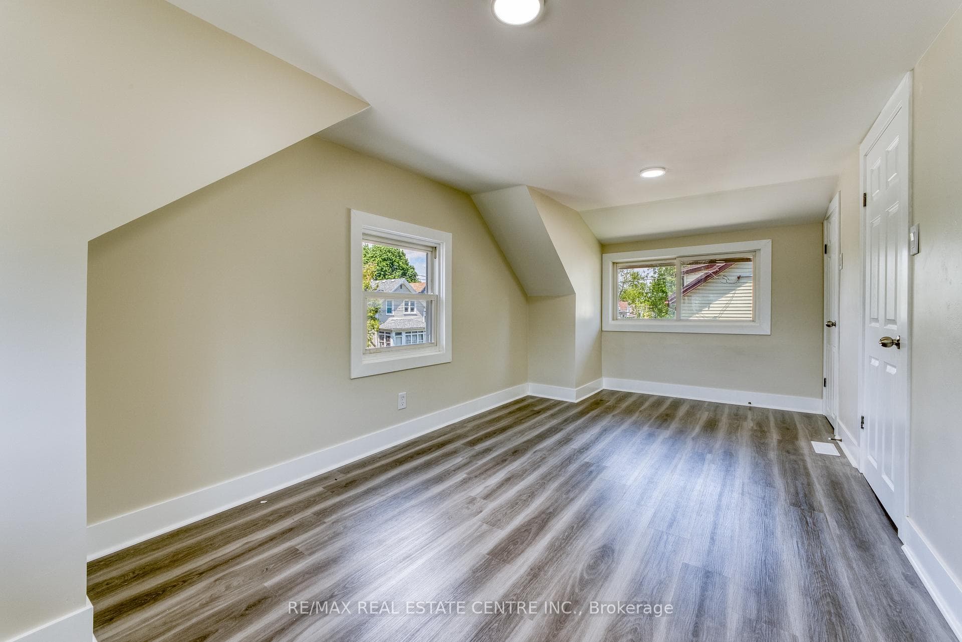 88 Lorne Avenue photo 21