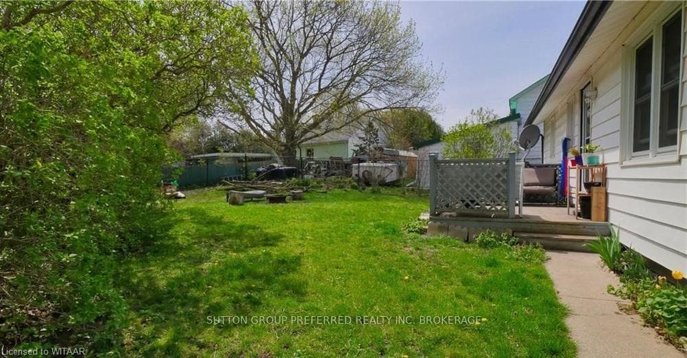 215 CHARLES Street photo 18
