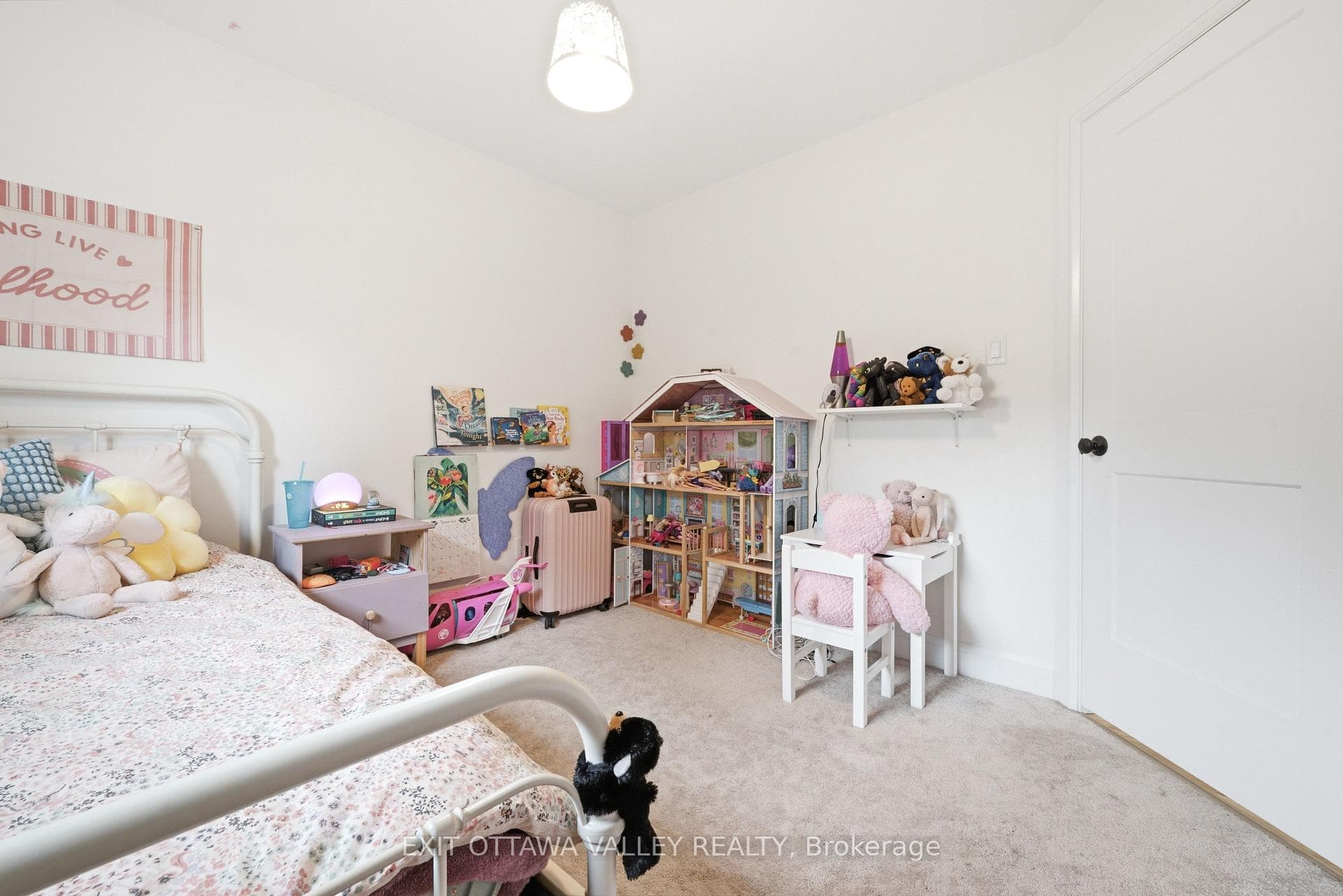 1038 Beatty Crescent photo 22