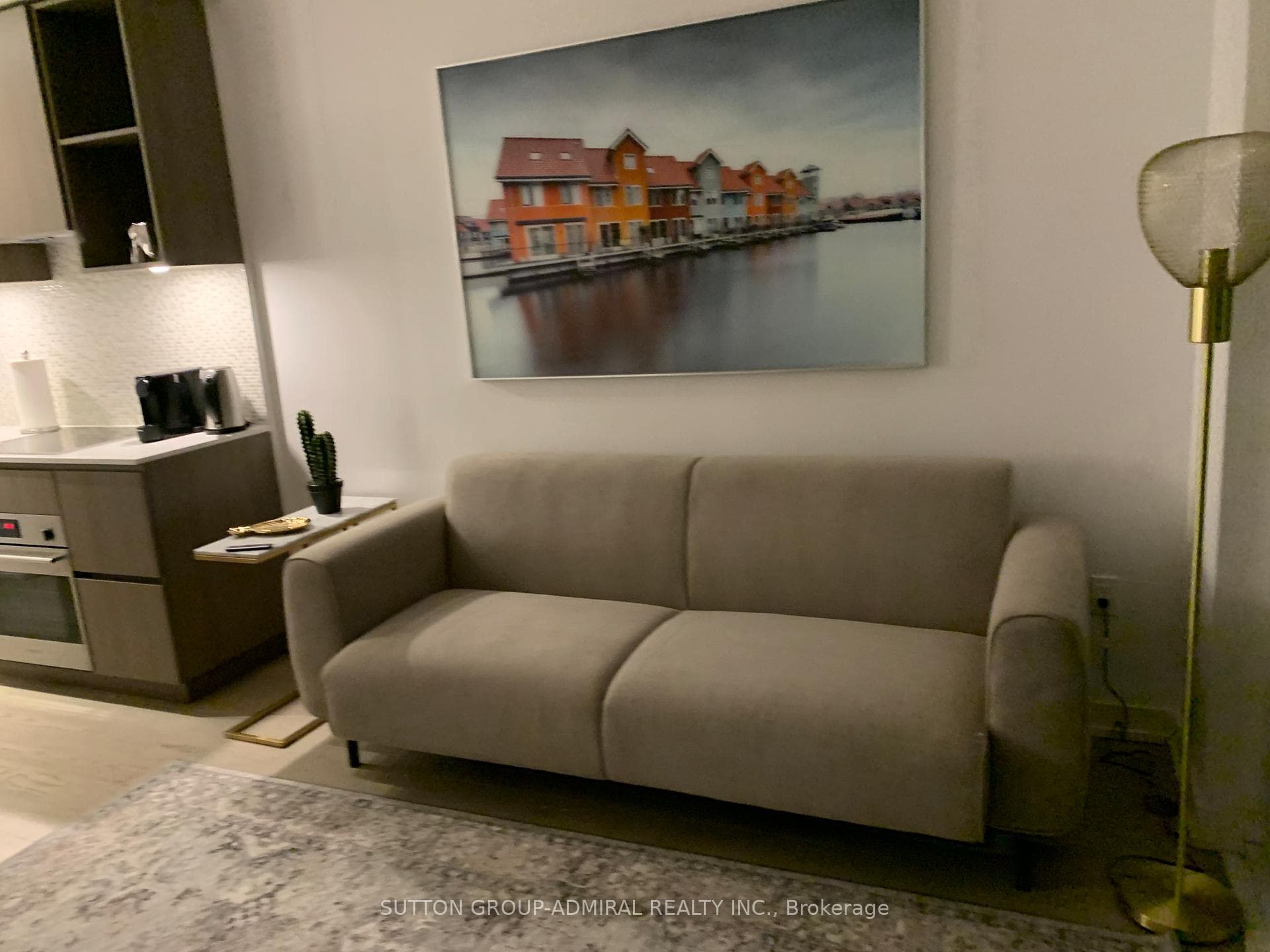1 Yorkville Avenue Unit 2203 photo 4