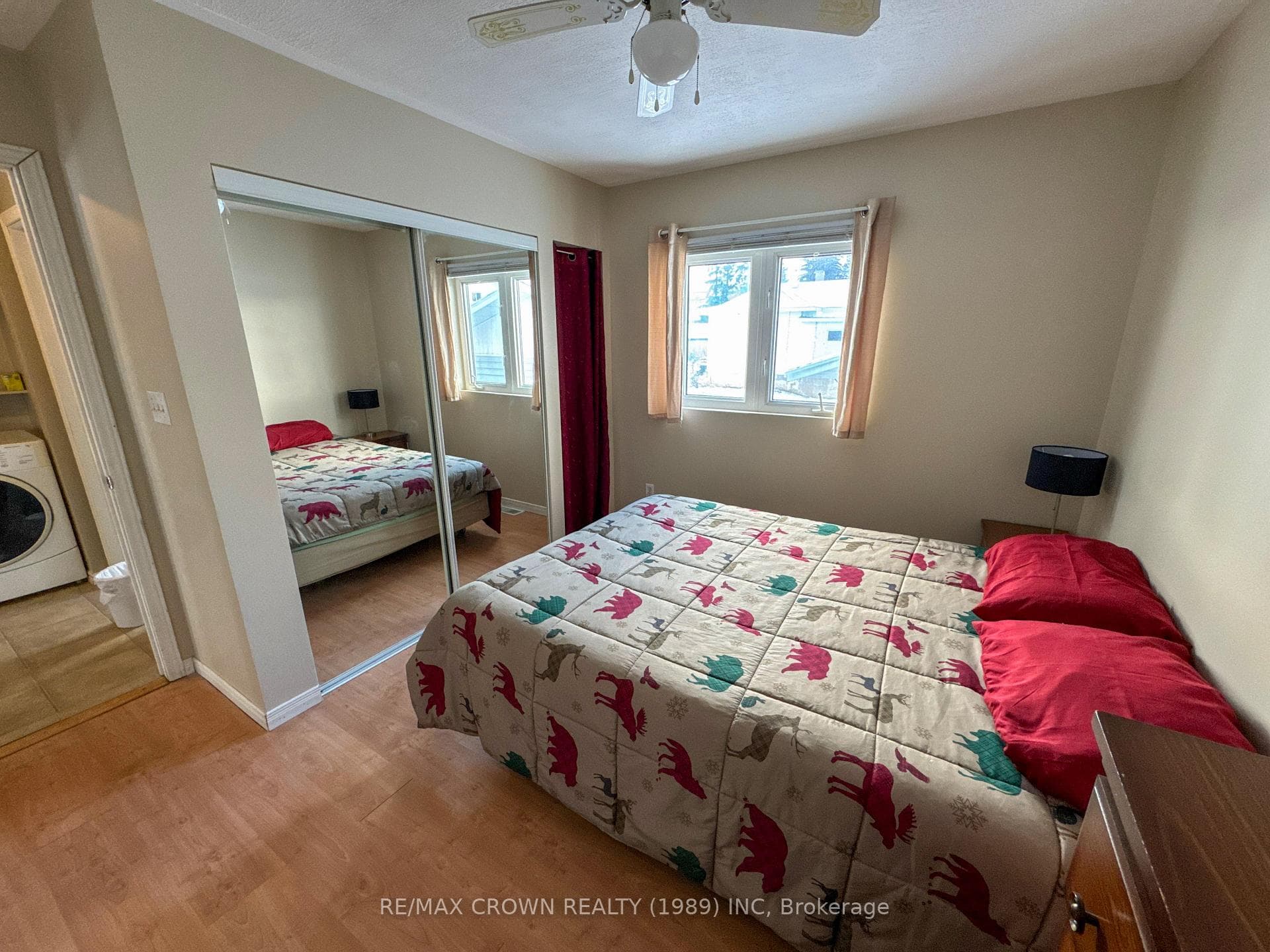 129 Front Street photo 15