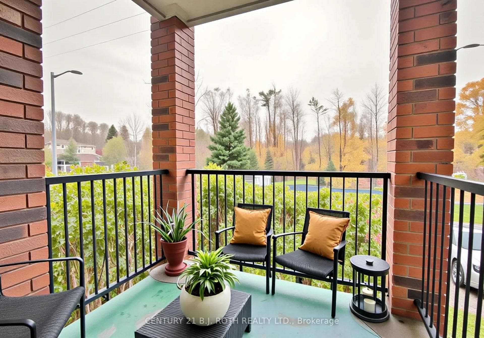 1 Quail Crescent Unit 211 photo 9