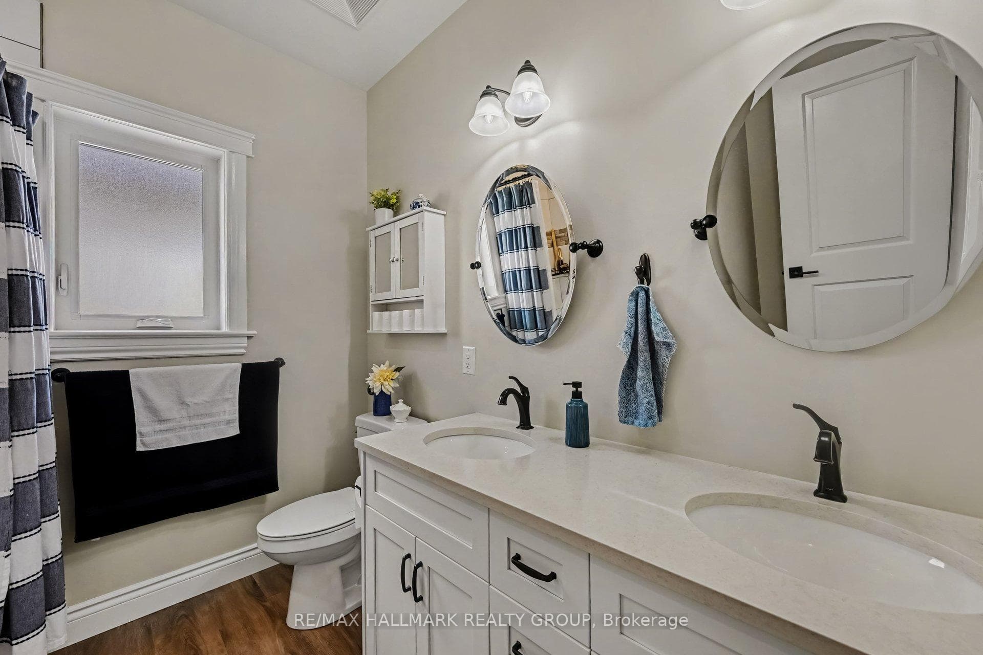190 Sheppard Avenue photo 14