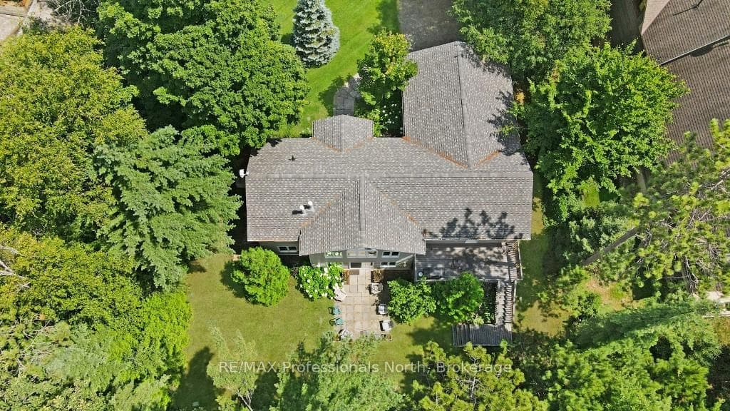 1049 Lofty Pines Lane photo 33