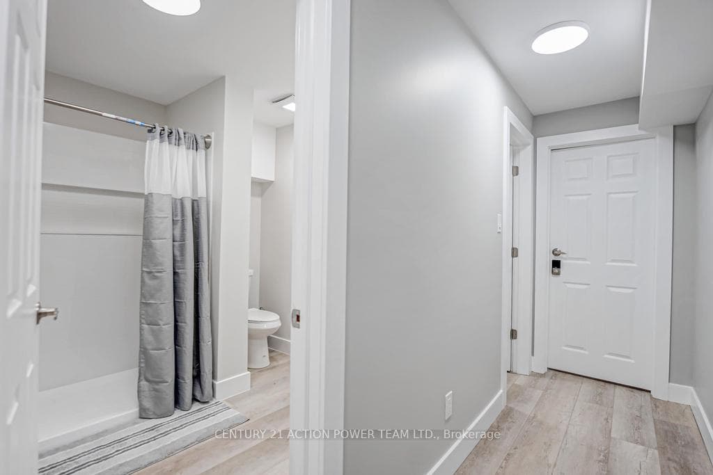 1149 B PARISIEN Street Unit B photo 28