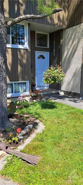 1536 LASSITER Terrace photo 2
