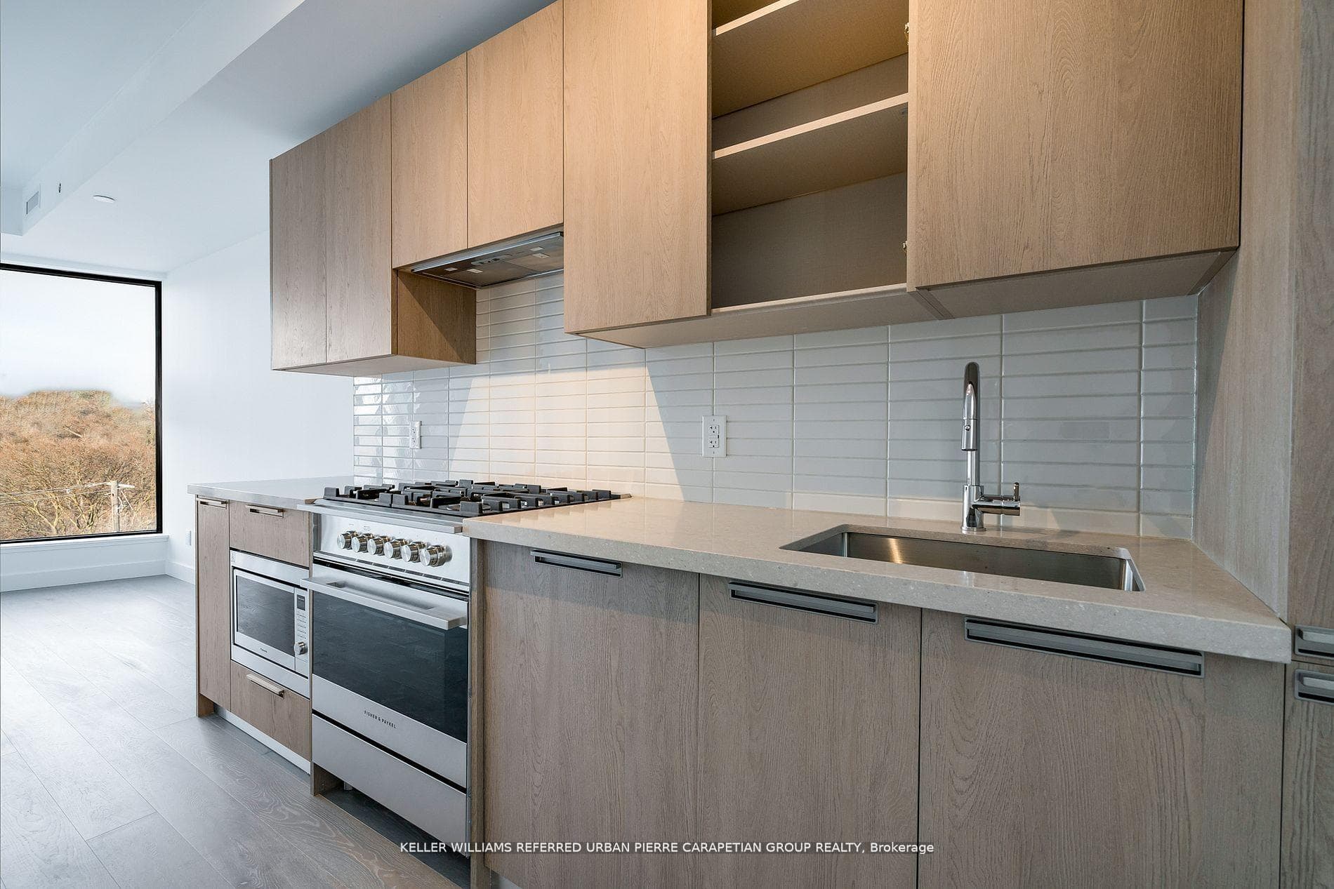 160 Kingsway Crescent Unit 509 photo 12