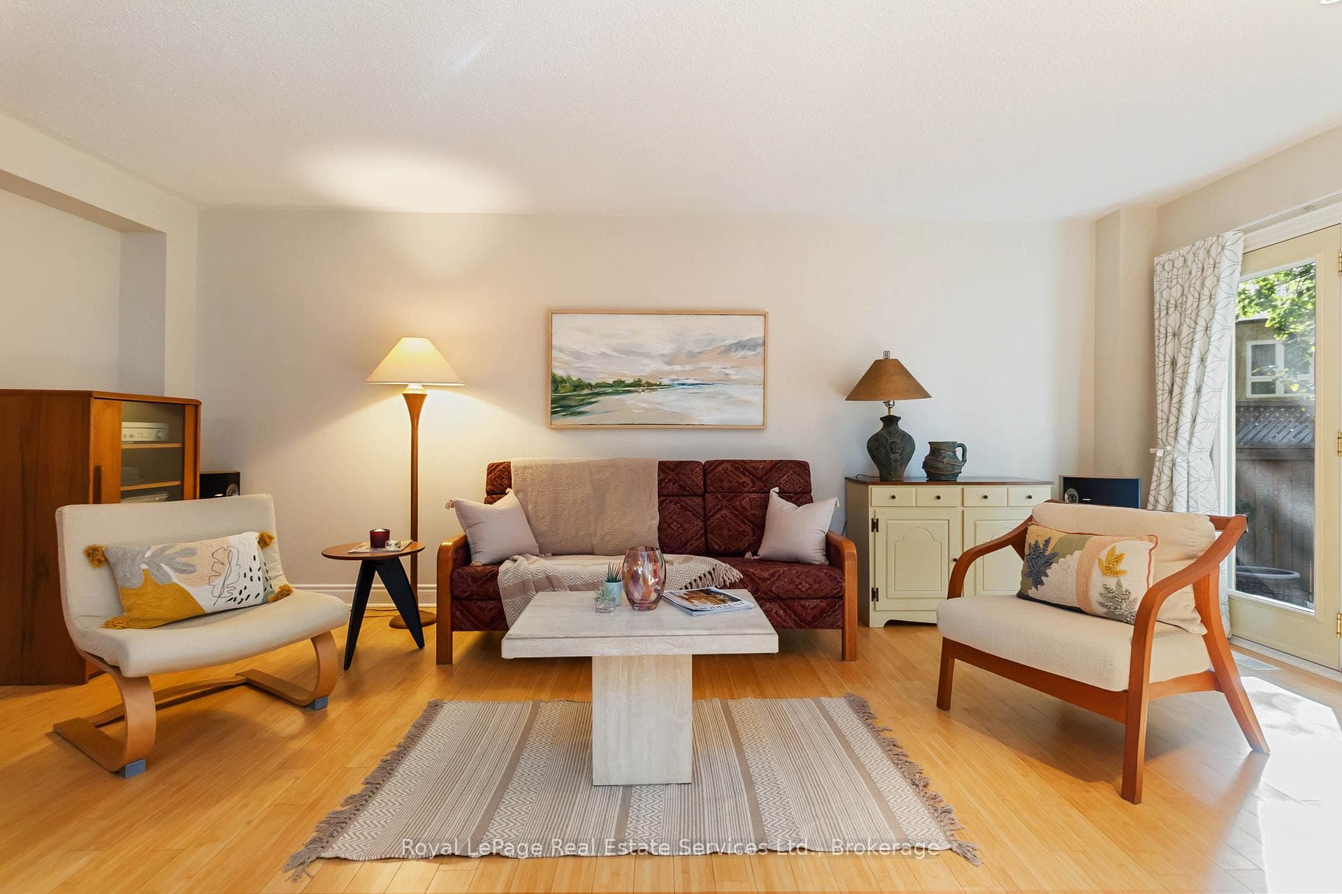 1236 McCraney Street photo 7