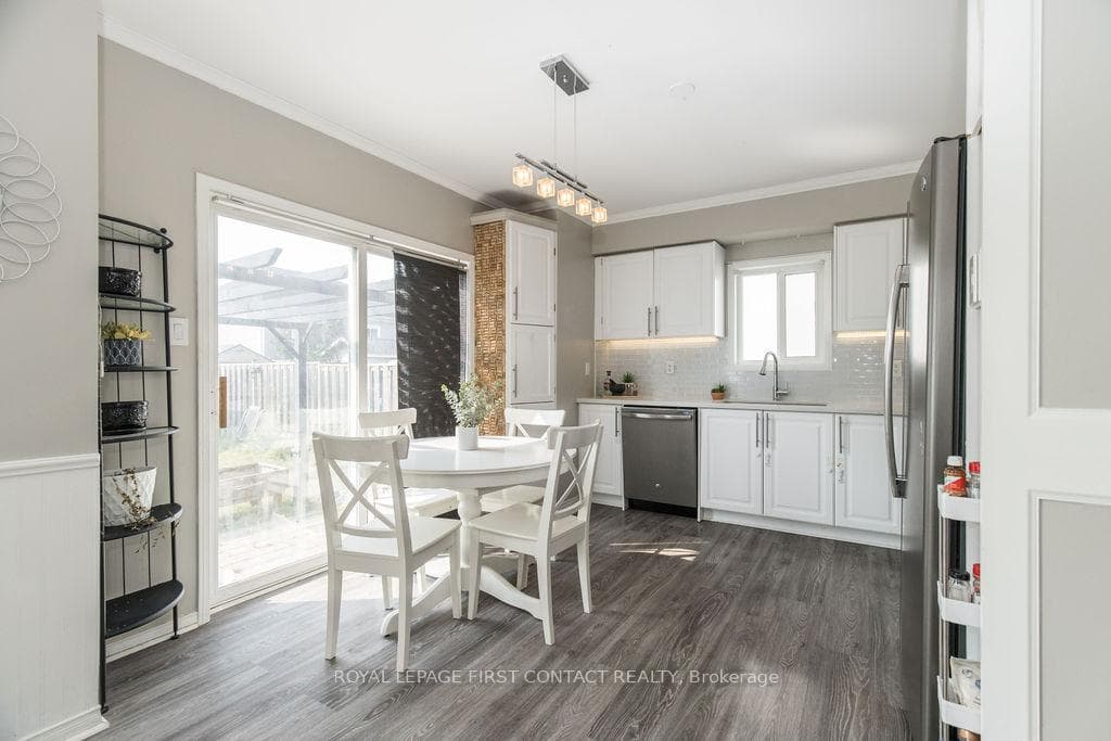 25 Truax Crescent photo 8