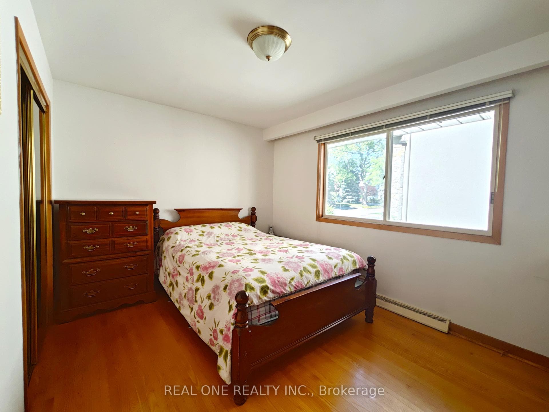 275 Parkview Avenue photo 11