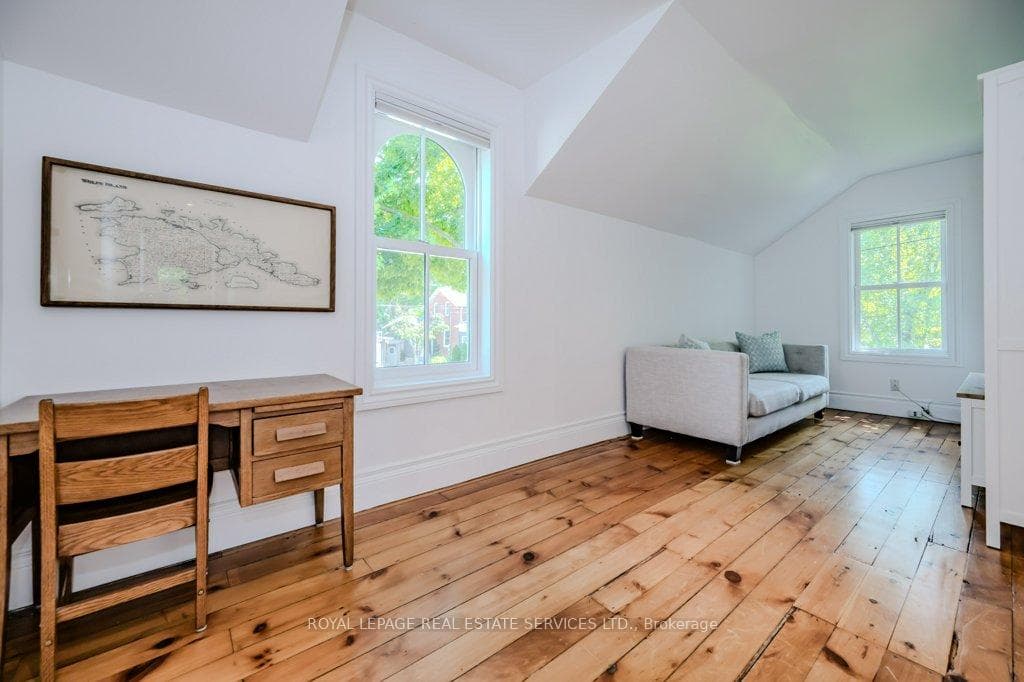 Handy Den with Solid Pine Flooring