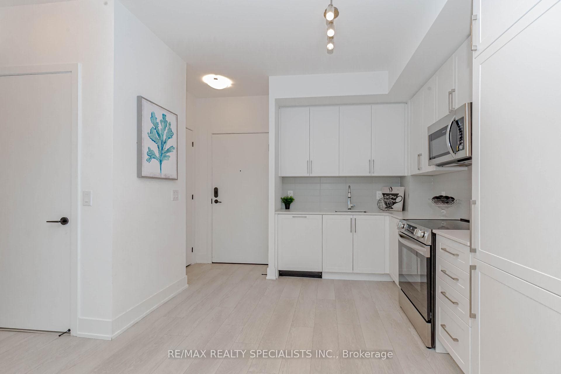 2450 Old Bronte Road Unit 519 photo 12