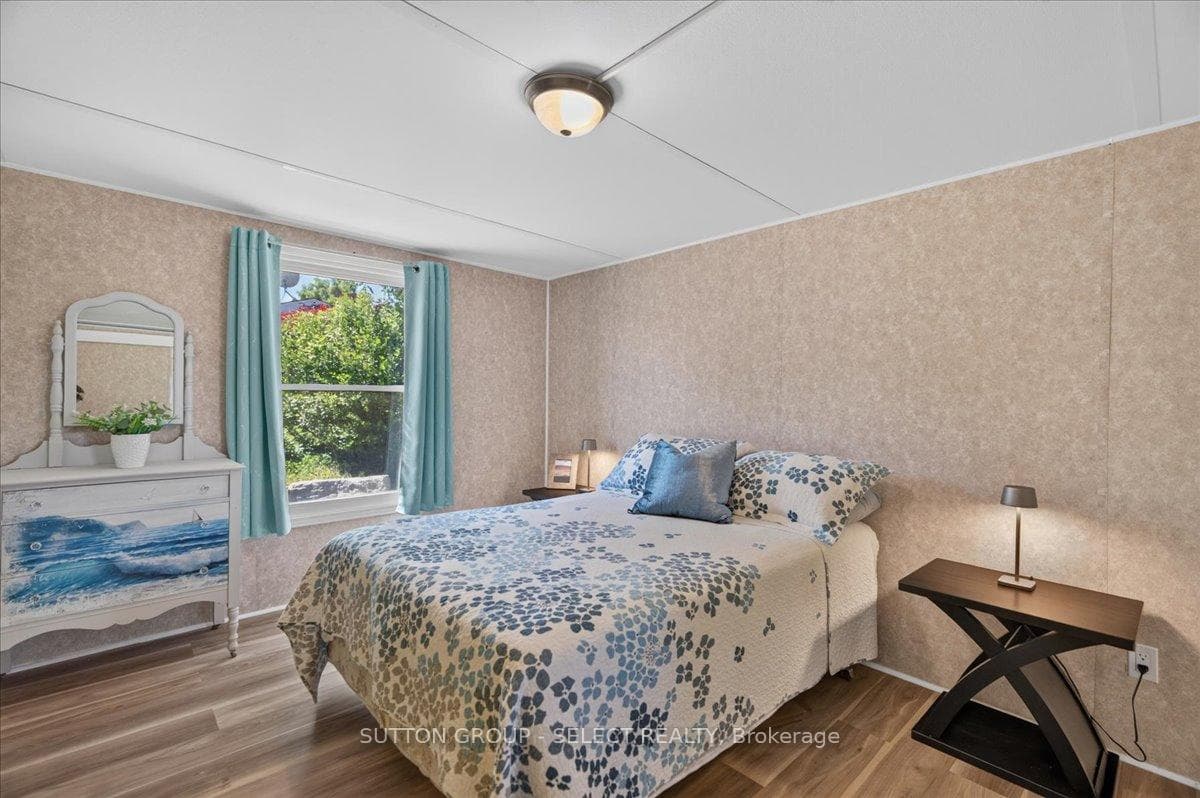 8685 Rock Glen Road Unit 400 photo 20