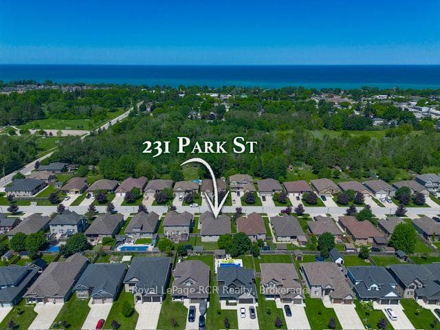 231 Park Street photo 4