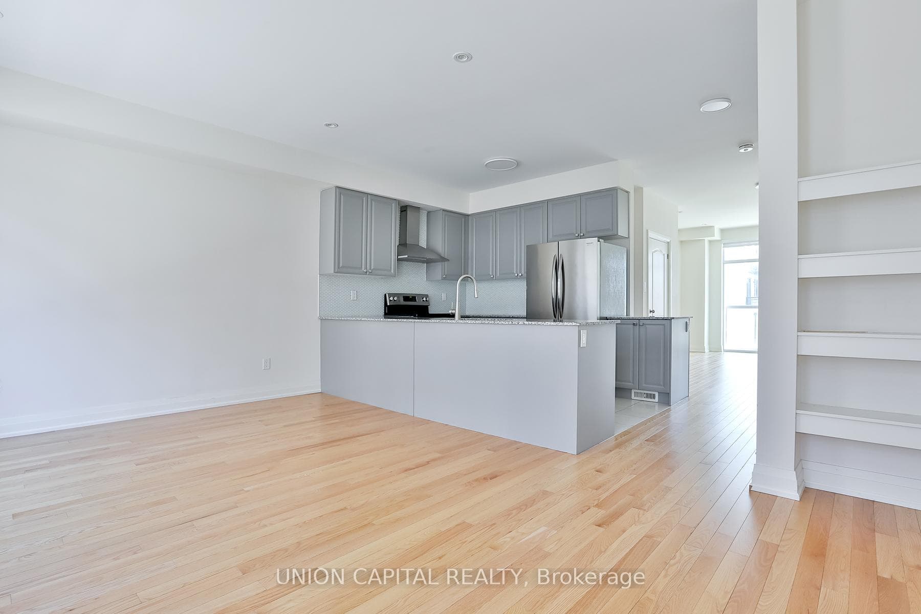 46 William Saville Street photo 8
