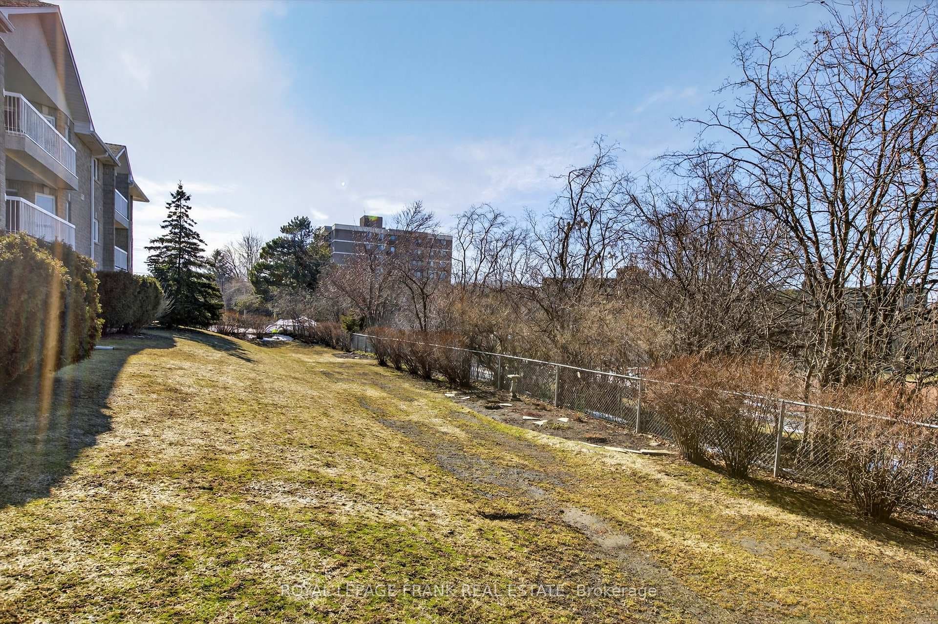 1099 Clonsilla Avenue Unit Bldg C #310 photo 36