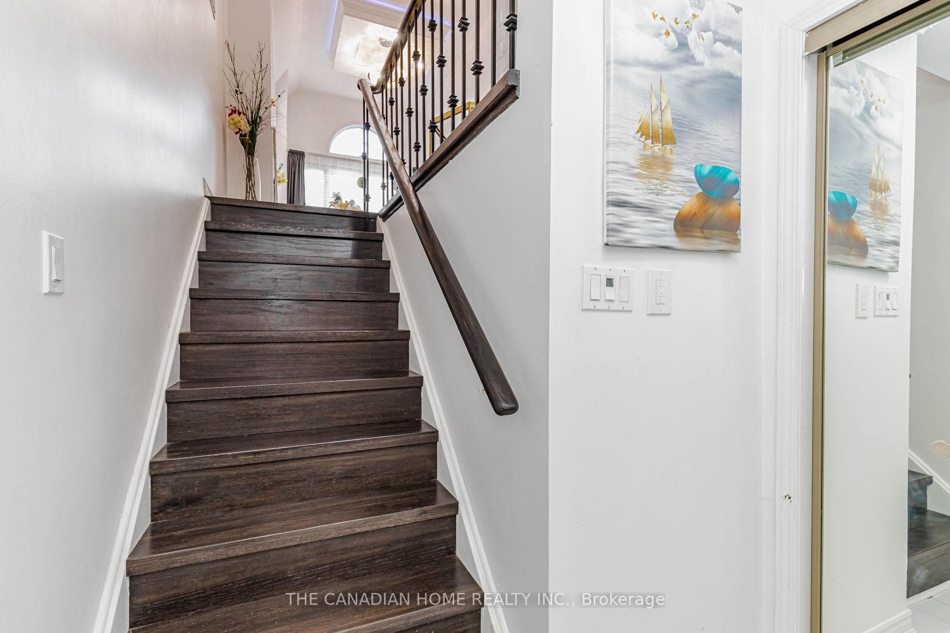 67 BIGHORN Crescent photo 16