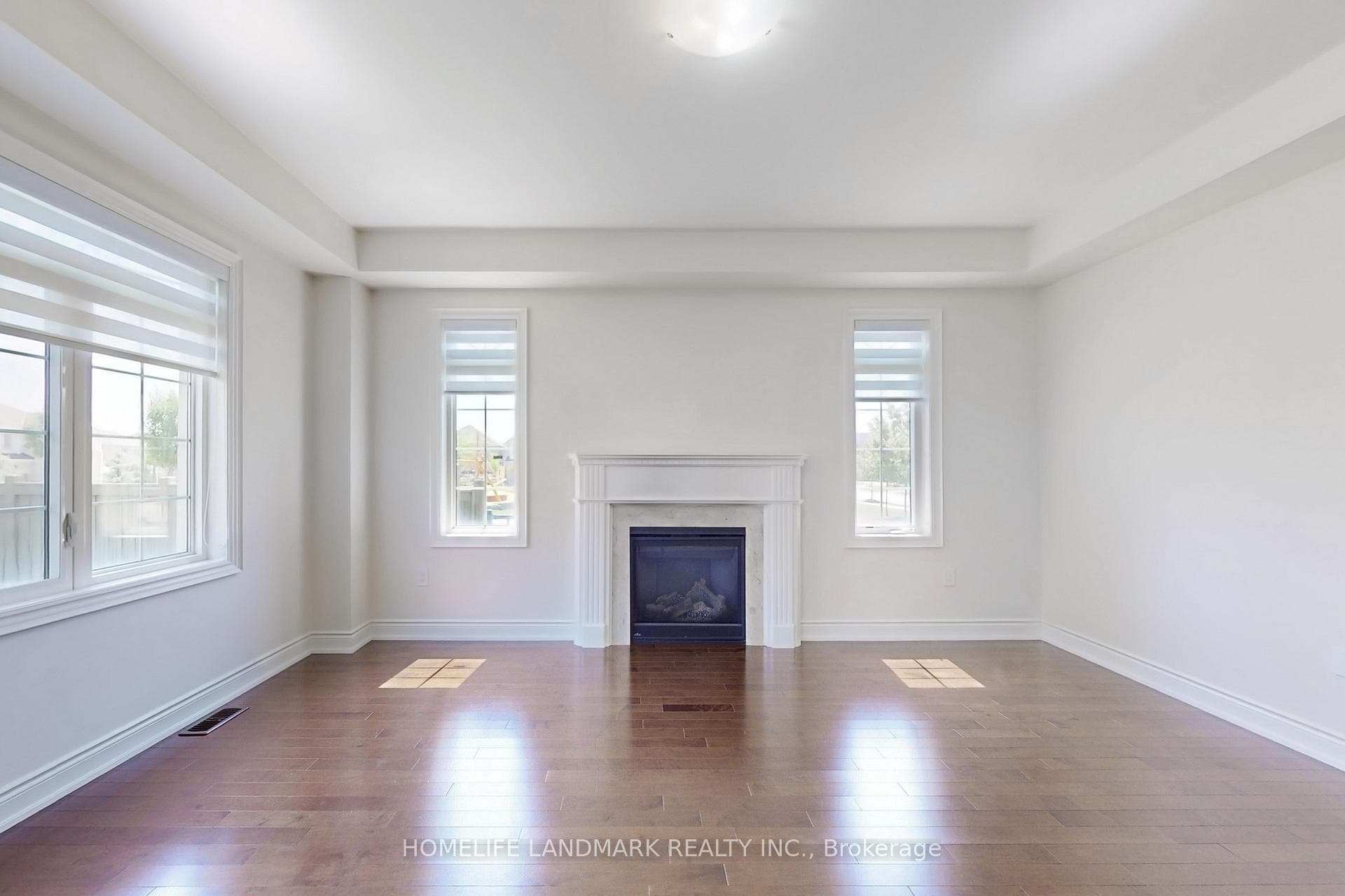1533 Devine Point photo 20