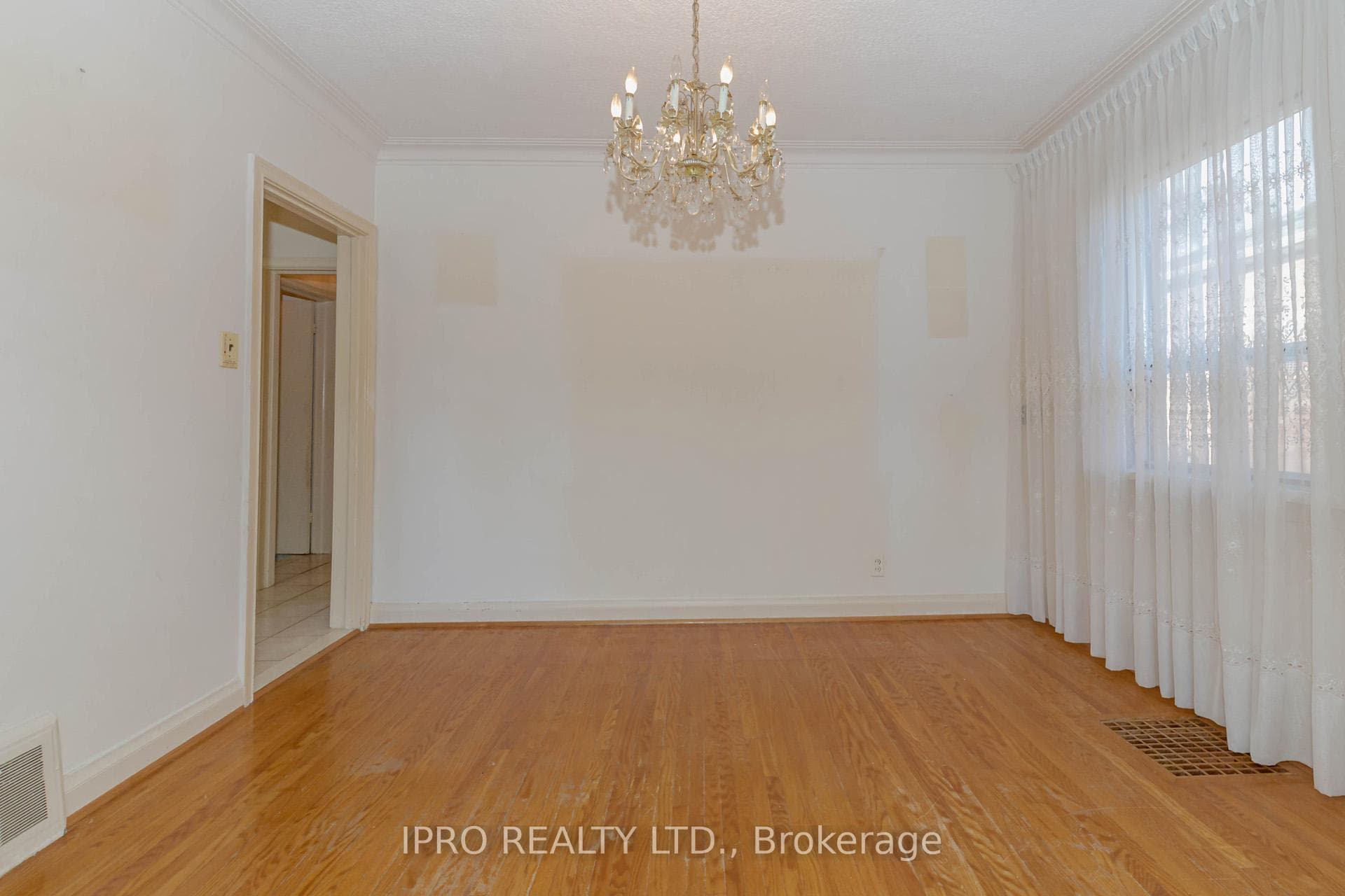 164 North Carson Street photo 11