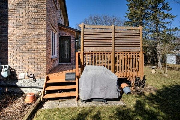 402 Briarwood Drive photo 45