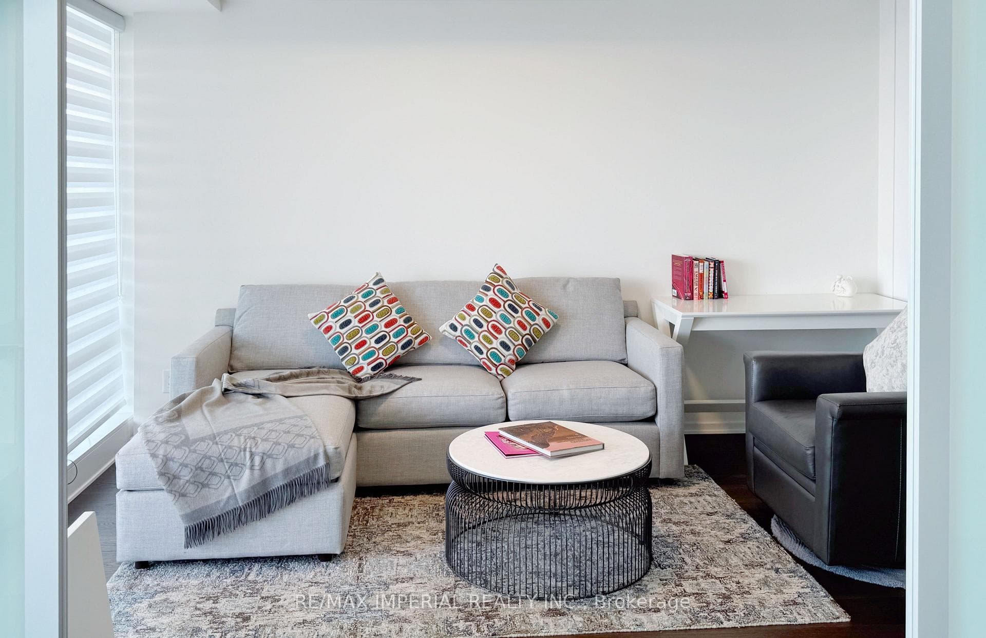 1 Bloor Street Unit 6407 photo 15