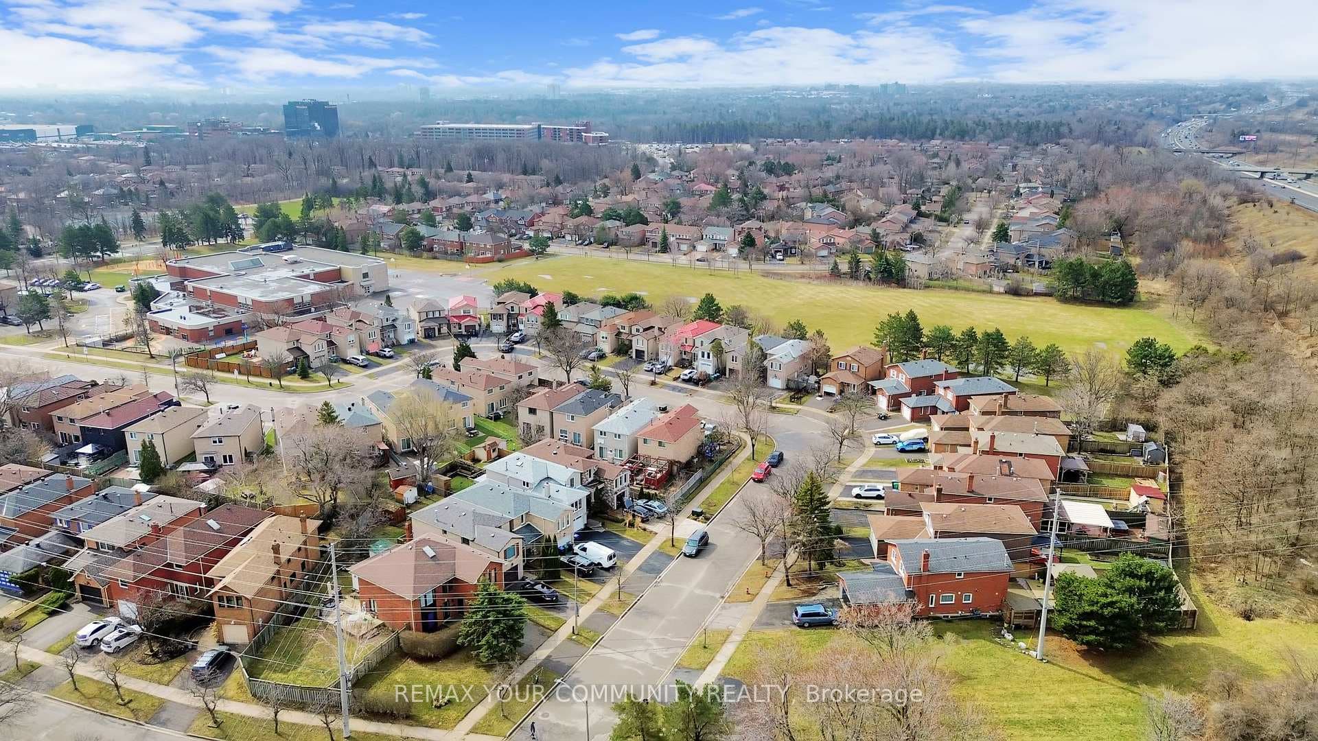 4300 Beacon Lane photo 38