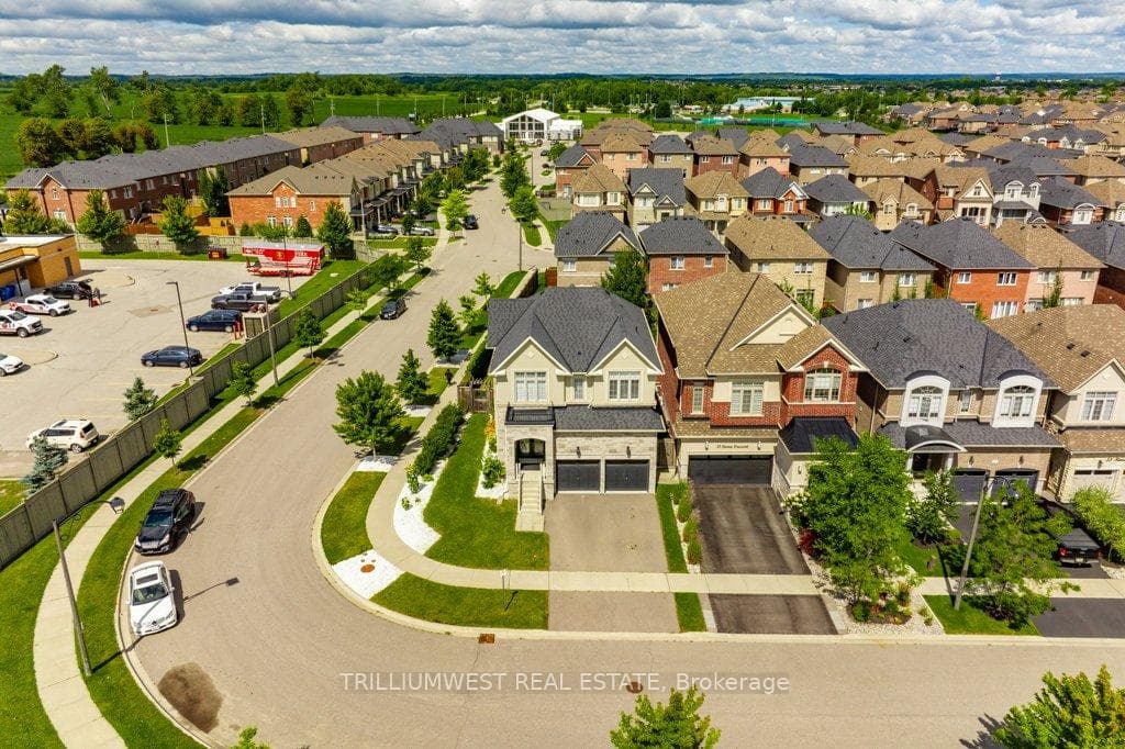 49 Sierra Crescent photo 35
