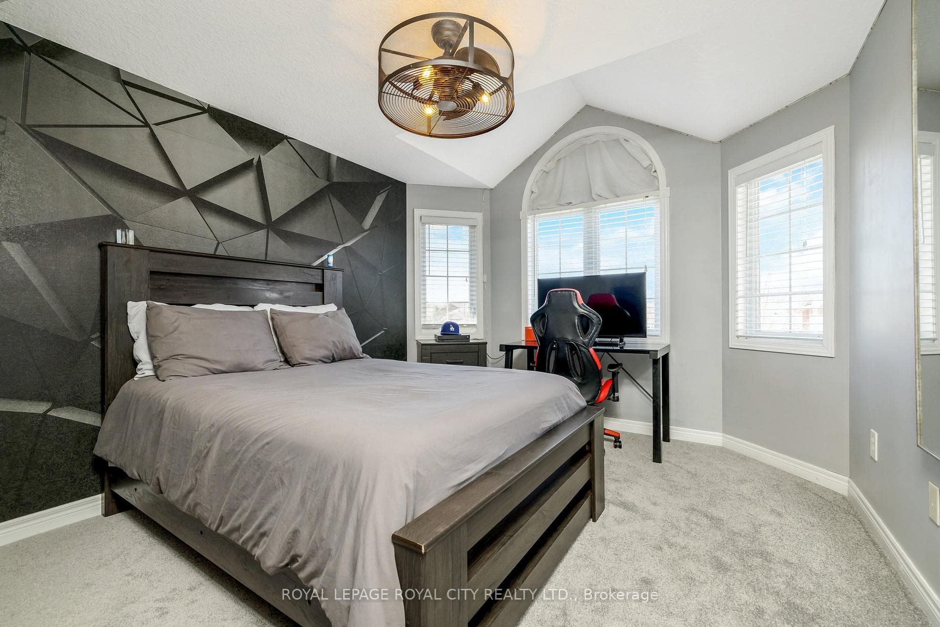 12 Rachlin Drive photo 24