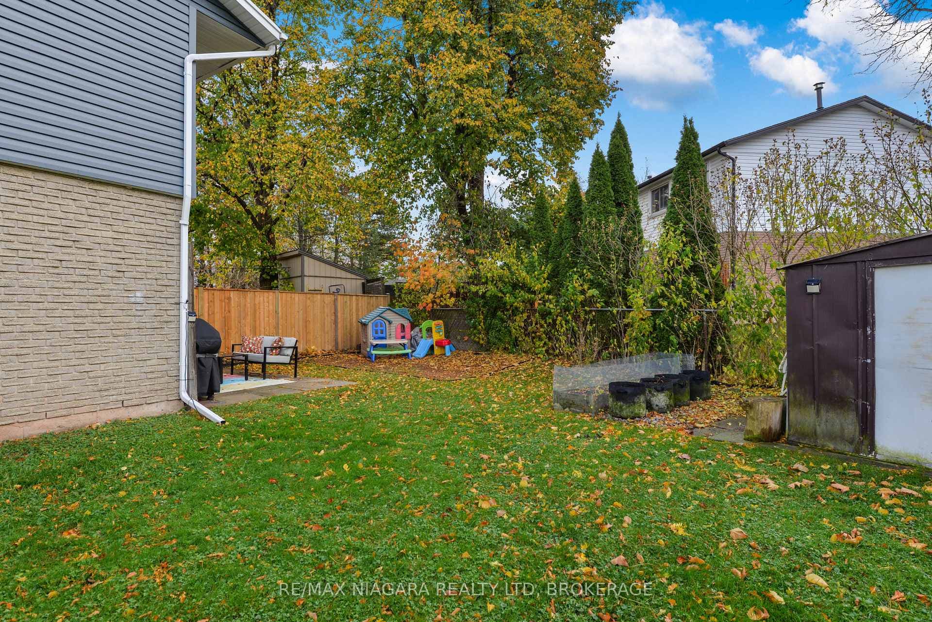 3125 Secord Place photo 15